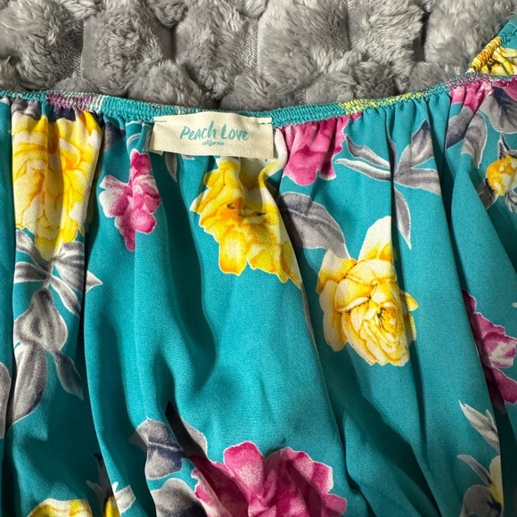 Peach Love California Floral Off-Shoulder Top - Teal and Pink Size S, M NWOT - Picture 15 of 16